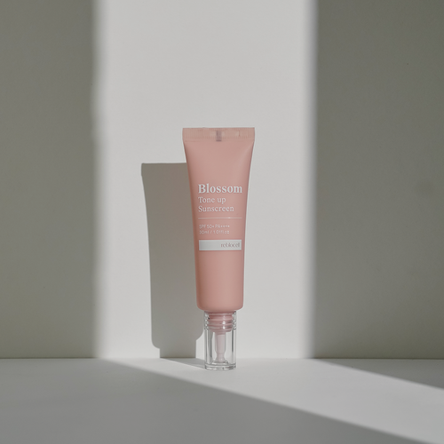 [REBLOCELL] Солнцезащитный крем Blossom Tone up SPF 50+ PA++++ 30 мл