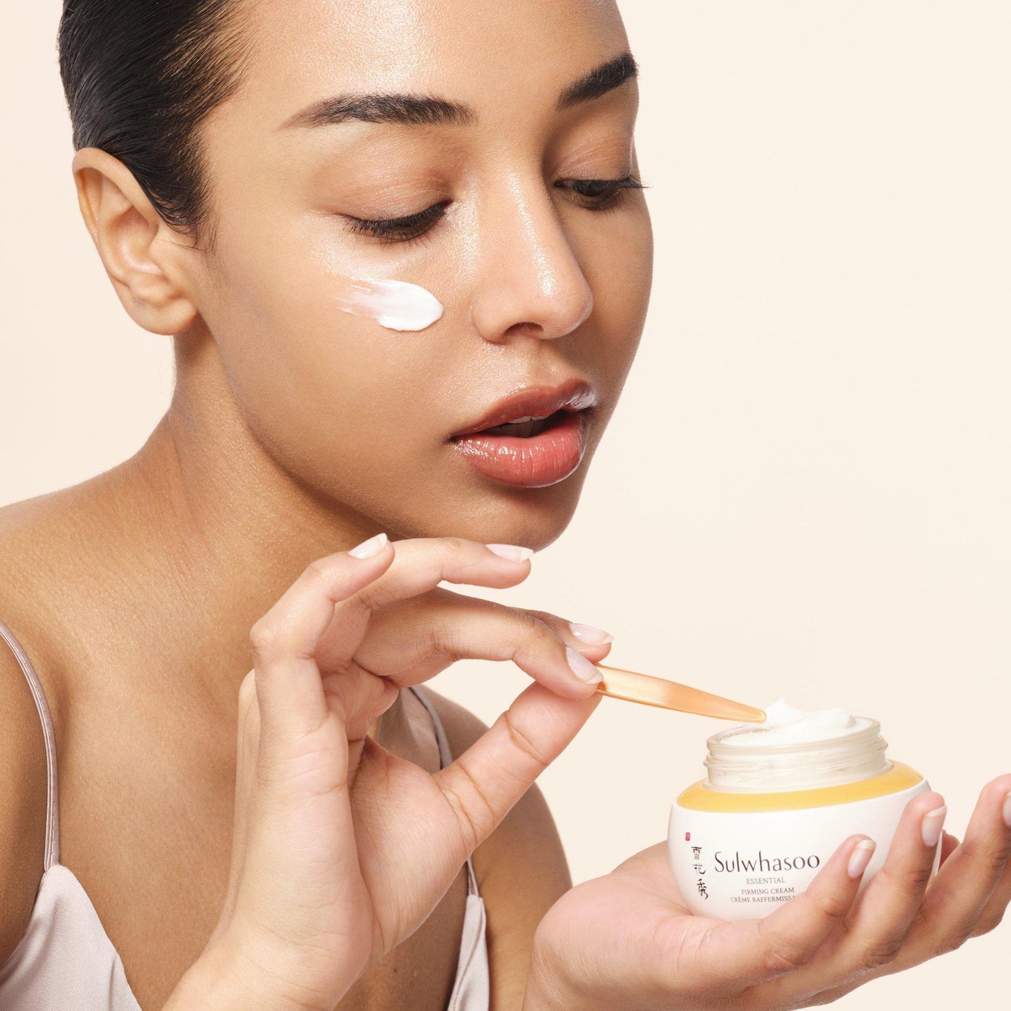 [Sulwhasoo] Укрепляющий крем Essential Comfort 50 мл