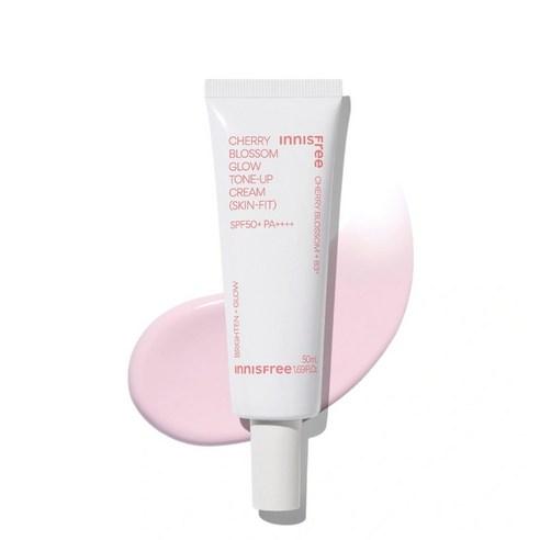 [Innisfree] Тональный крем Dewy glow - с цветками вишни Чеджу 50 мл